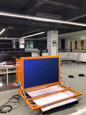 P16mm P31mm VMS 트레일러 신호 디지털 트럭 LED 디스플레이 화면