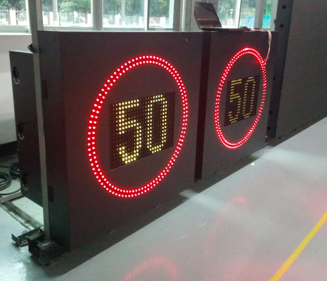 50W 트래픽 속도 제한 부호 고속도로는 가변성 메시지 게시판을 이끌었습니다